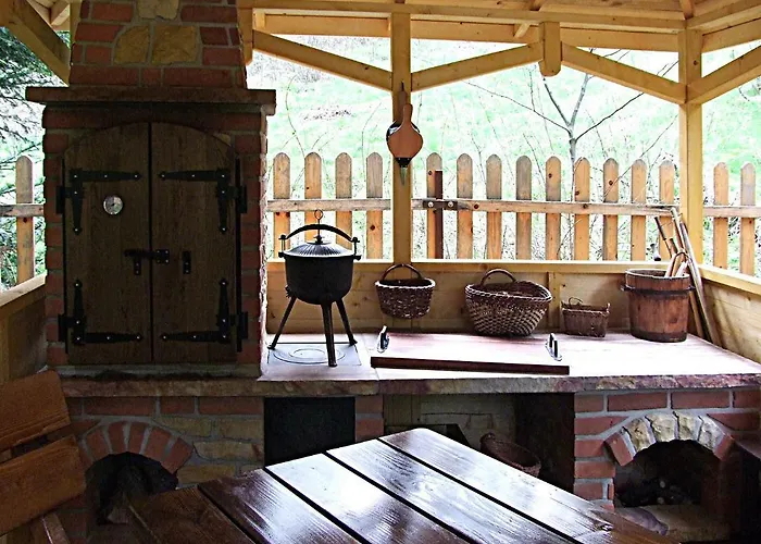 Dom Nad Potokiem * 扎沃亚